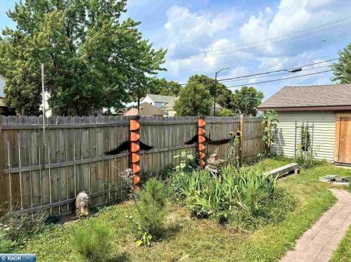 1 Conan St, Ely MN 55731-1238 exterior