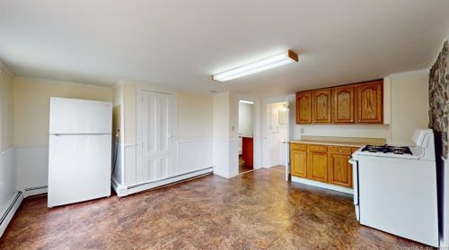 226 Farmington Ave, New Britain CT 06053-2932 exterior