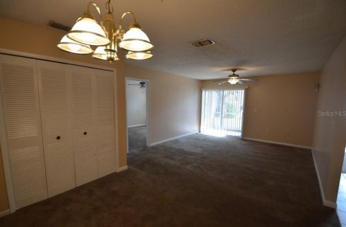 5232 Via Hacienda Cir, Orlando, FL 32839-2112