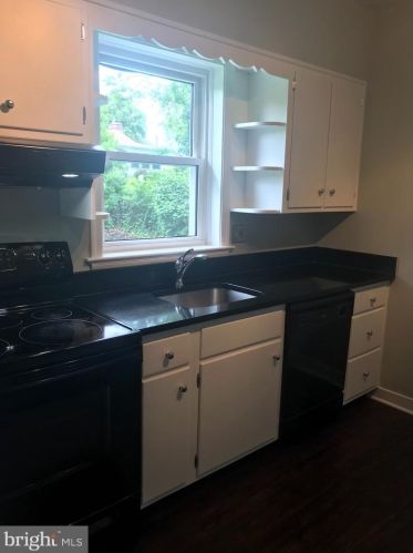 1815 Sherwood Rd, Silver Spring MD 20902-4030 exterior