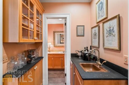 217 15 St, Atlanta GA 30318-7805 exterior