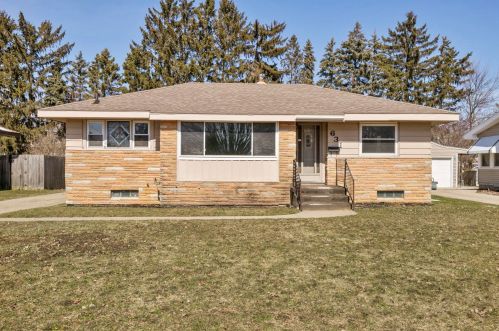 631 Oakcrest St, Wyoming, MI