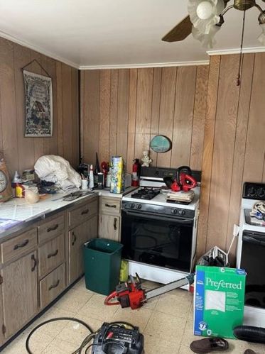 57 Orch St, Mc Kees Rocks PA 15136-2551 exterior