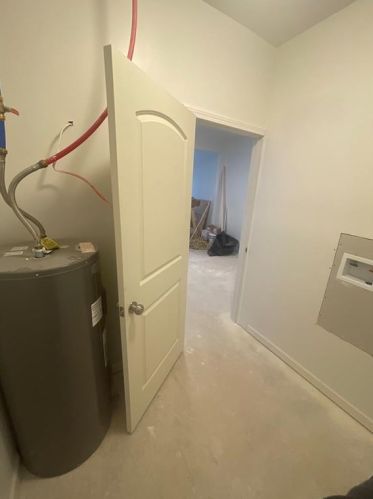 1401 Mcclelland Ave, Atlanta GA  30344-1610 exterior