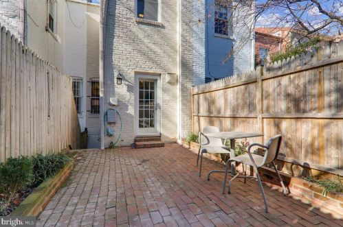 1345 28th St, Washington DC  20007-3101 exterior