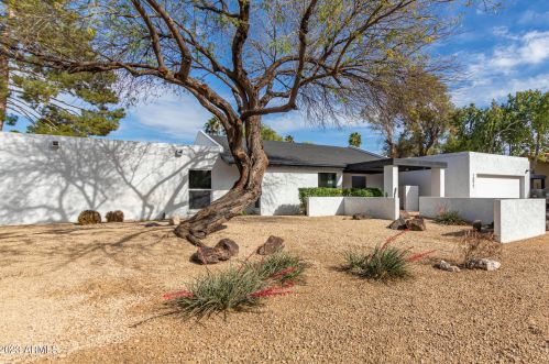 14827 2nd Pl, Phoenix AZ  85022-3611 exterior