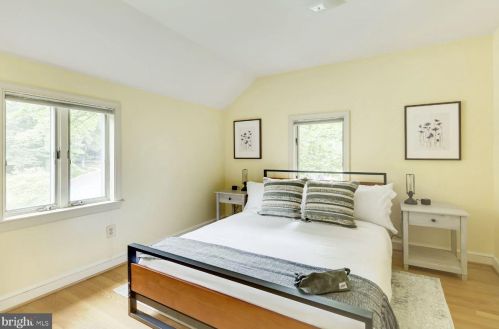 3309 Old Dominion Blvd, Alexandria VA 22305-1319 exterior