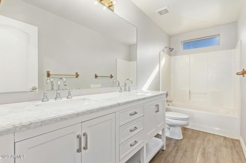 19806 15 Pl, Phoenix AZ 85024-3648 exterior