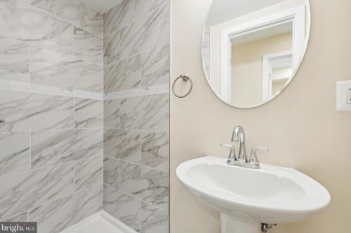 521 Tuckerman St, Washington DC 20011-1146 exterior