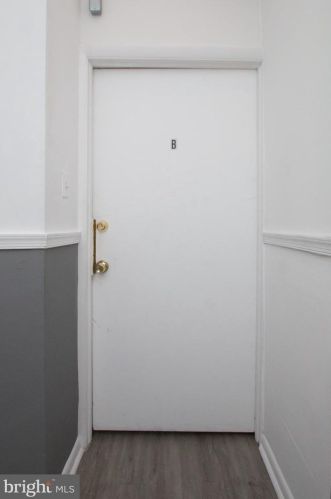 1144 4 St, Philadelphia PA 19133-3208 exterior