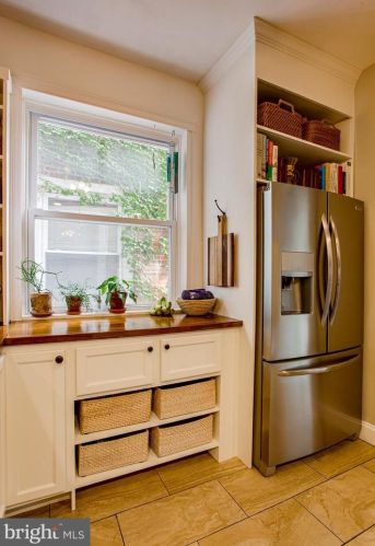 5150 Cedar Ave, Philadelphia PA 19143-1524 exterior