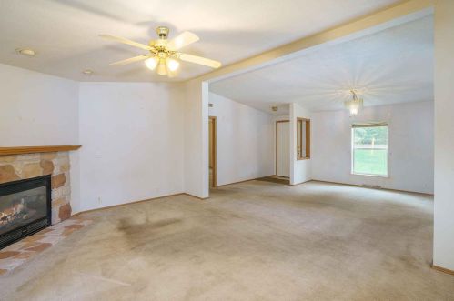 31814 Swisher St, Dowagiac MI 49047-9277 exterior