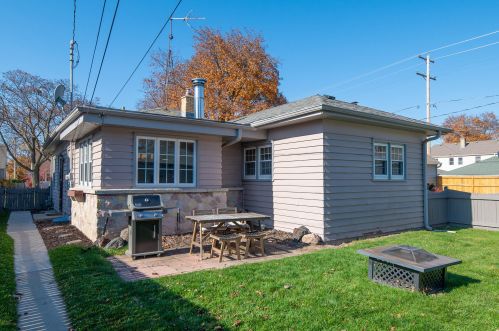 3050 89, Milwaukee WI 53222-3606 exterior