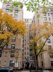 18 Elm St, Chicago IL  60611-2715 exterior