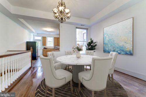 51 U St, Washington DC  20001-1010 exterior