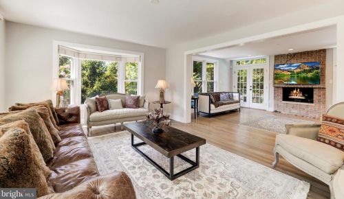 1326 Kirby Rd, Mc Lean VA  22101-2409 exterior