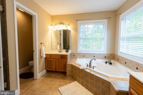 22184 Long Bow Dr, California MD 20619-2244 exterior