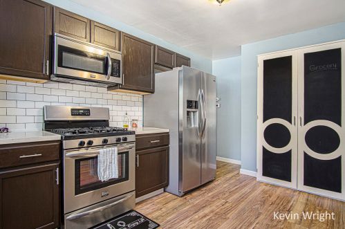 2412 Mccracken St, Meskegon MI 49441-1445 exterior