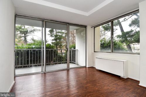 301 Beauregard St, Alexandria, VA 22312-2905