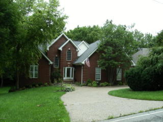 8323 Stillmeadow Dr, Louisville, KY 40299-1142