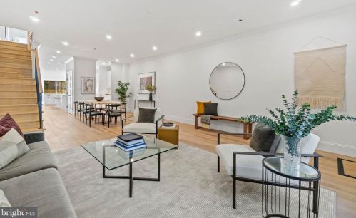 17 9th St, Washington DC  20003-1333 exterior