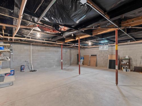 4130 Menasha Ave, Manitowoc WI 54220-1146 exterior