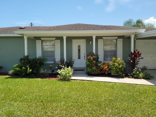 6008 North St, Tampa, FL 33634-4446