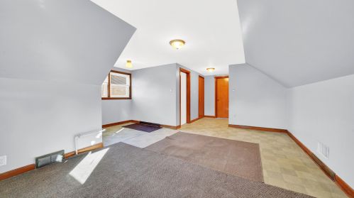 3909 63 Pl, Chicago IL 60638-4642 exterior