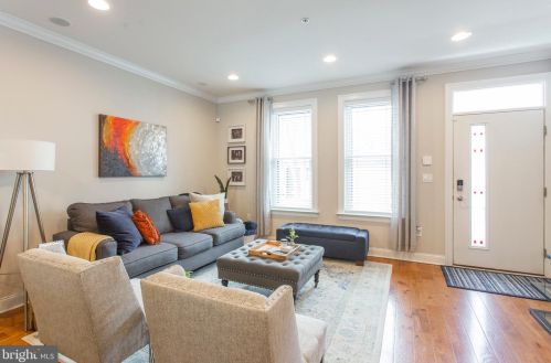 1233 Lawrence St, Philadelphia PA 19140-3348 exterior