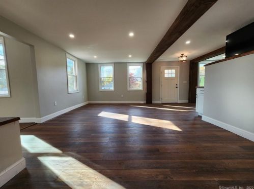 222 Thorpe Ave, Meriden CT  06450-9206 exterior