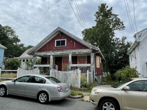 15 Gilmore St, Quincy MA  02170-3809 exterior