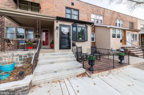 1011 Johnston St, Philadelphia PA 19145-4715 exterior