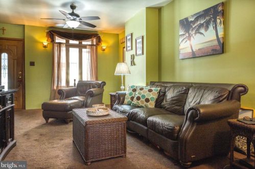 2347 American St, Philadelphia PA 19133-0034 exterior