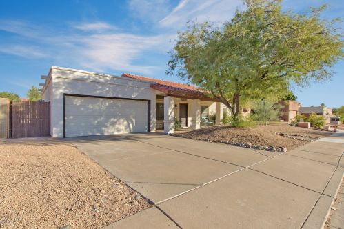 13007 38th St, Phoenix AZ  85044-3861 exterior