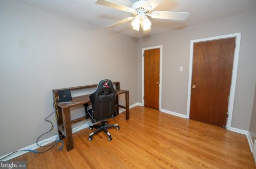 809 Borbeck Ave, Philadelphia PA 19111-2208 exterior