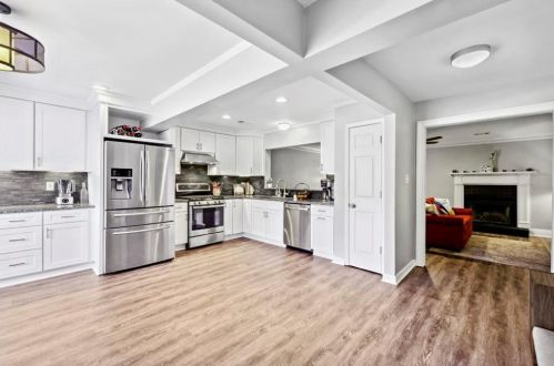 7919 Briar Villa Pl, Atlanta, GA 30350-4918