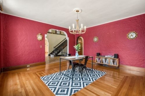 4 Kensington Rd, Worcester MA 01602-1814 exterior