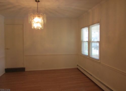 12 Carpenter Pl, Cranford NJ 07016-2539 exterior