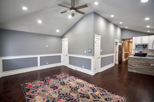 1553 93rd St, Chicago, IL 60619-8037