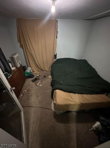 322 Vermont Ave, Irvington NJ 07111-2563 exterior