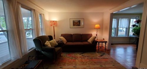 41 Collegeview Ave, Poughkeepsie NY 12603-2415 exterior