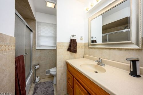 2265 Ludlow St, Rahway NJ 07065-3614 exterior