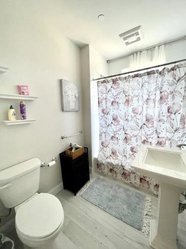 1008 Tremont St, Boston MA  02120 exterior