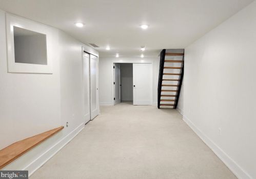 5421 Cedar Ave, Philadelphia PA 19143-1952 exterior