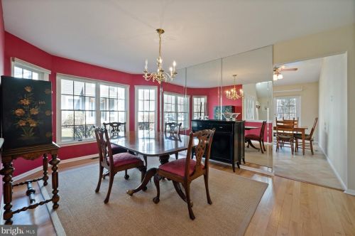 48 Coriander Dr, Princeton NJ 08540-9428 exterior