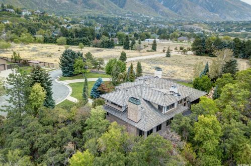 10188 Dimple Dell Ln, Sandy UT 84092-4505 exterior