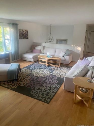 54 Franklin Ave, Derby CT 06418-2227 exterior