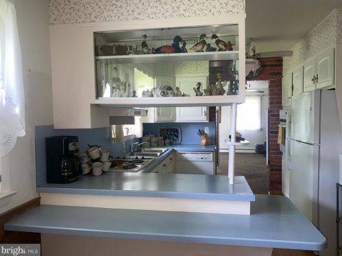 947 Warren St, Pottstown PA 19464-4111 exterior