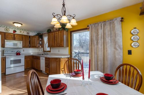 614 1 Ave, Sartell MN 56377-1126 exterior