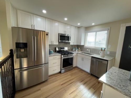 10523 Edgefield Dr, Saint Louis MO 63136-5416 exterior